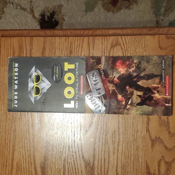 Boy Girl Action Suspense Middle School Summer Reading Book Bundle - Picture 1 of 6